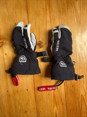 Kids, Hestra lobster claw gloves